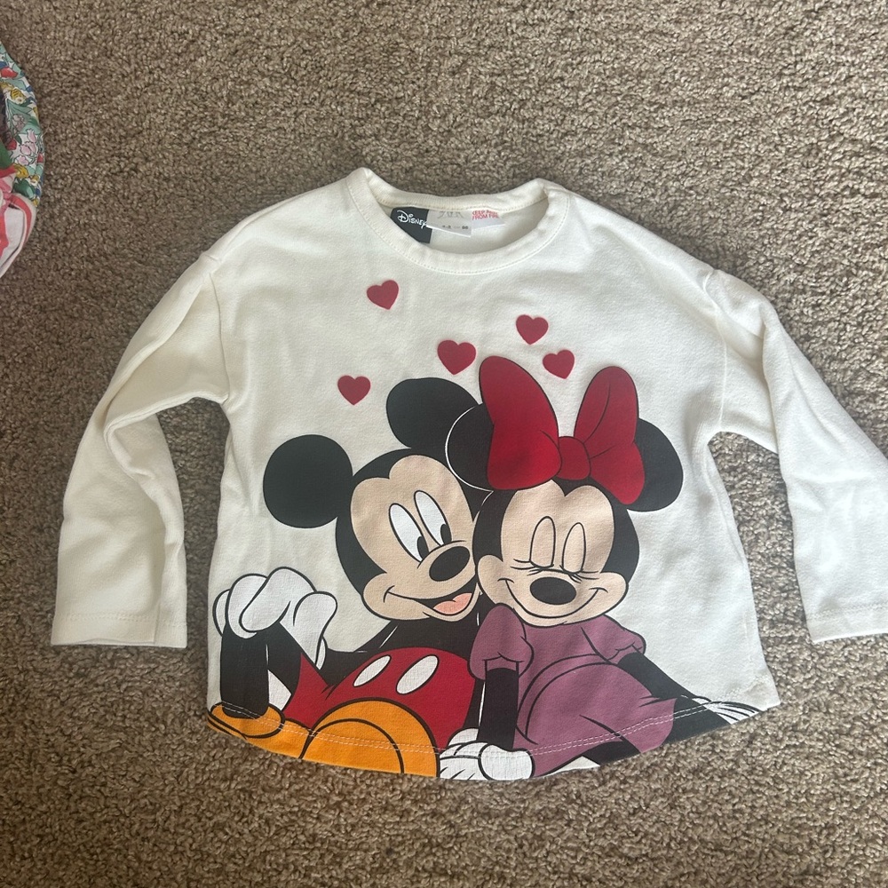 Girls Zara Minnie and Micky LS shirt